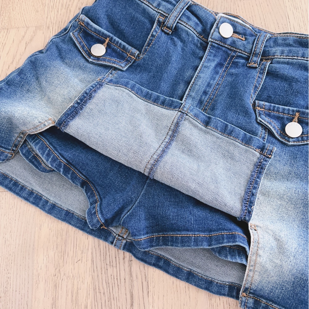 6ixty8ight soft denim mini skirt with layered shorts inside. 99%new condition. - Picture 8 of 8